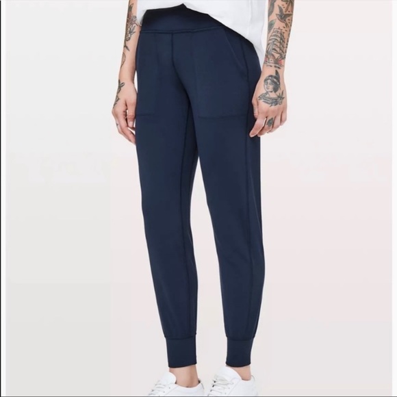 lululemon athletica Pants - NWT Lululemon Align HR True Navy Joggers Size 4
